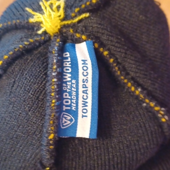 Iowa Hawkeyes bogan hat beanie Adult one size - Picture 3 of 5